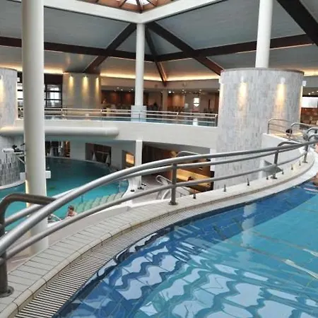 Cosy 2 With 2 Thermal Riviera Tickets